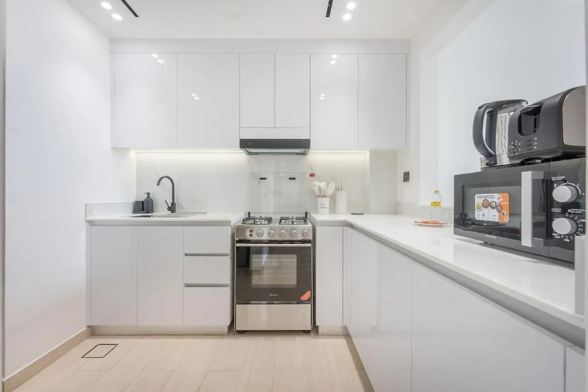 Cozy 1-Bedroom Apartment Perfect For 4 In Jvc Dubai
